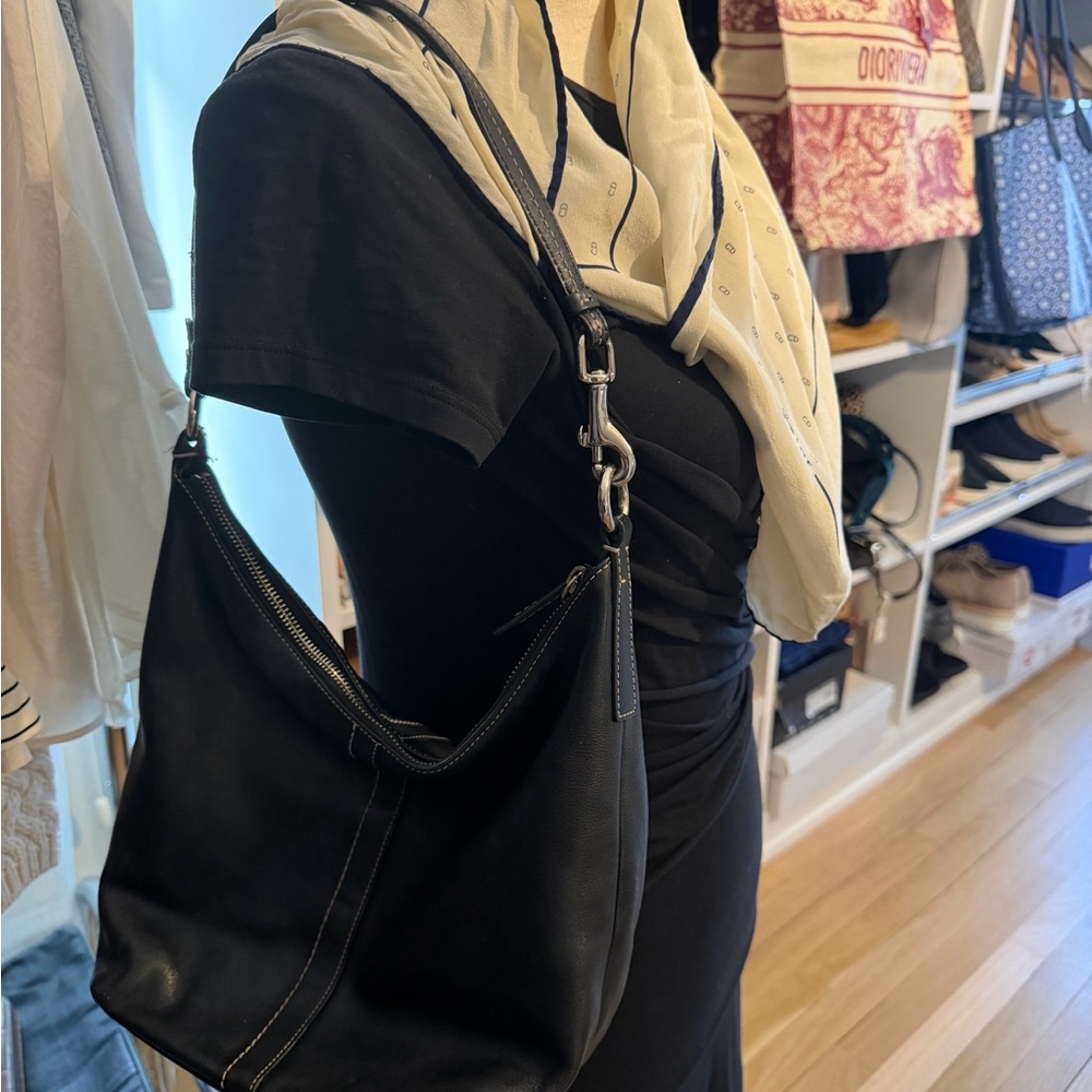 Coach Black Vintage Leather Hobo Bag - Picture 3 of 13